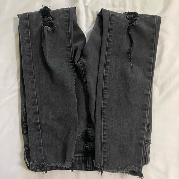 Aéropostale Black Ripped Skinny Jeans - Picture 4 of 5